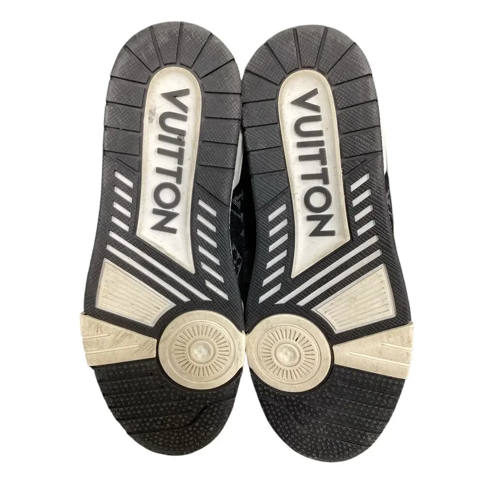 Louis Vuitton Shoes Women’s SZ 7 Iconic LV Trainers Monogram Denim & Leather B&W